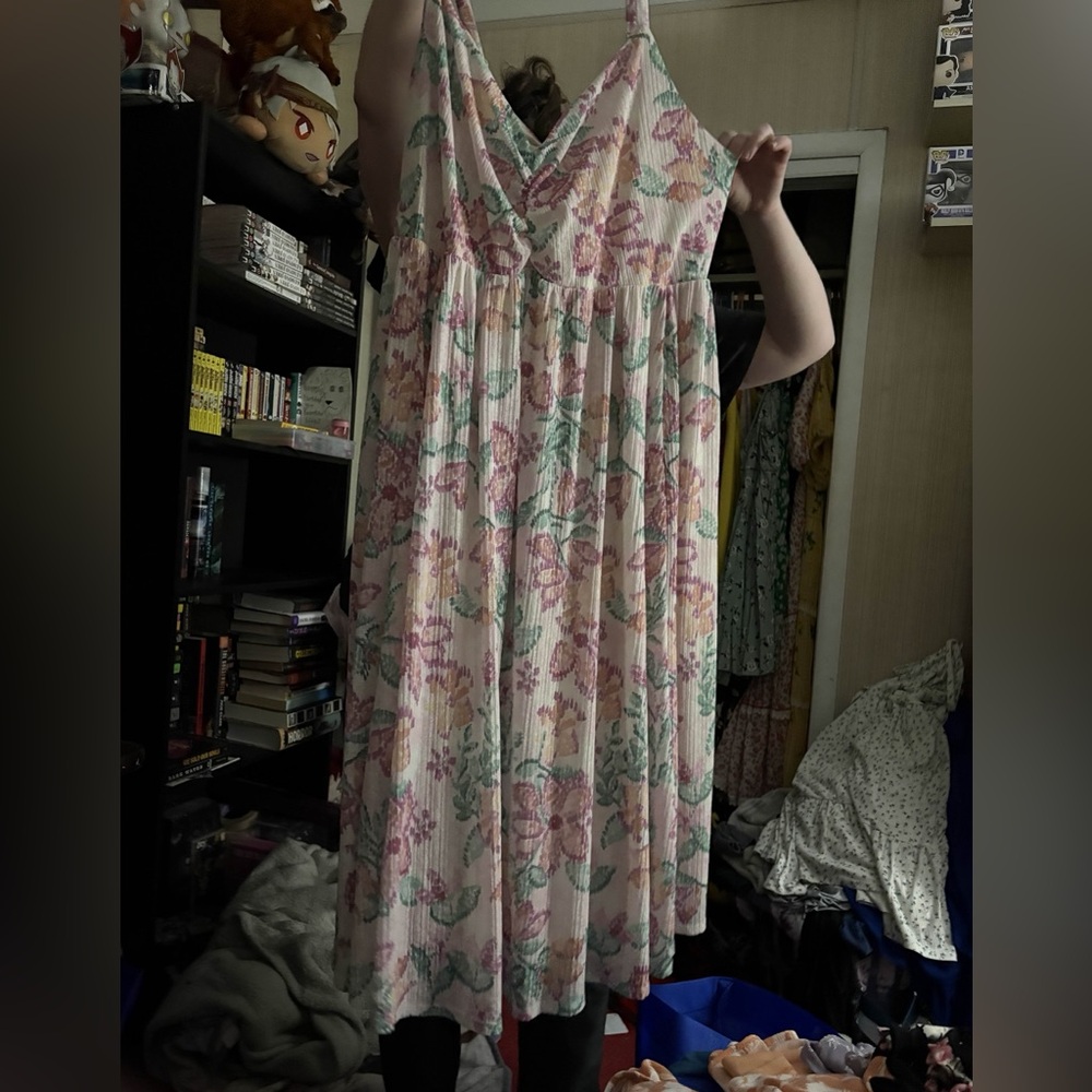 Torrid Sleeveless Tie-Back Midi Dress in Allie Floral Multi - Picture 3 of 6